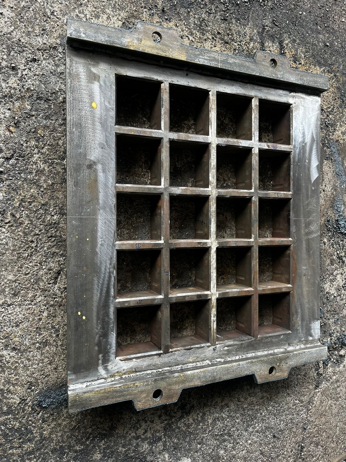 PBM PLUS COBBLE PAVER MOULD 100 X 100 X 60 MM